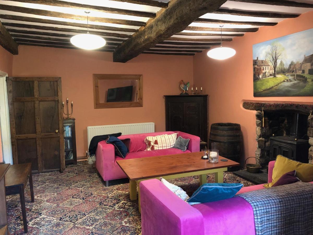Ynyswen Bed & Breakfast Nantgaredig エクステリア 写真